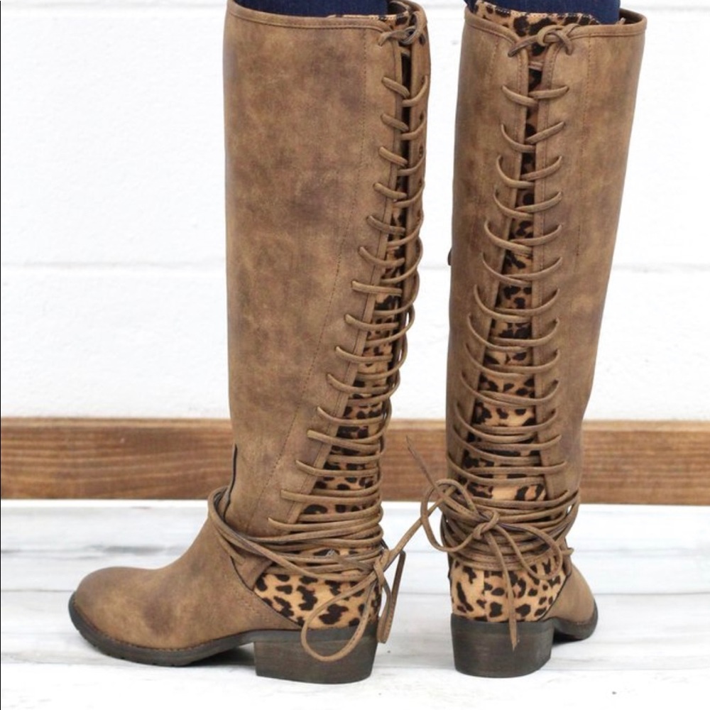 Leopard panel lace up boots